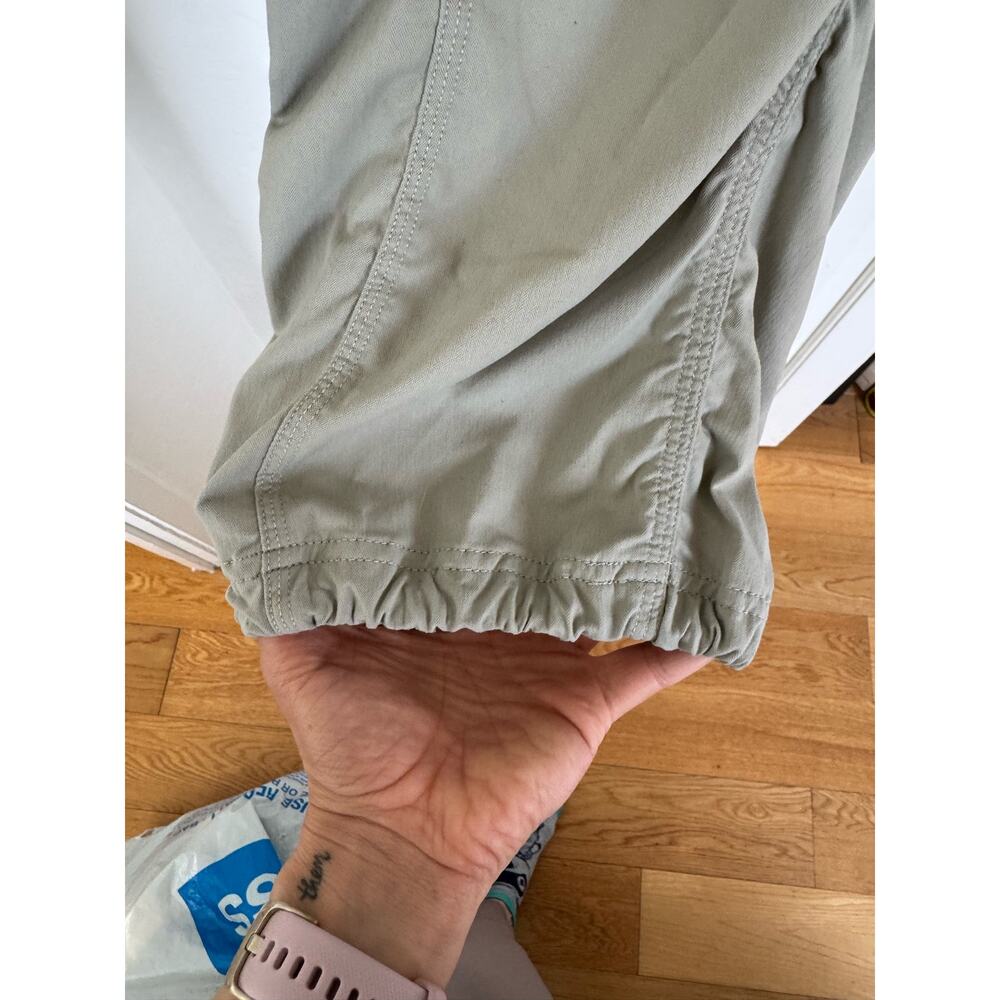 The North Face Women's Olive Green Track Joggers - Picture 5 of 11